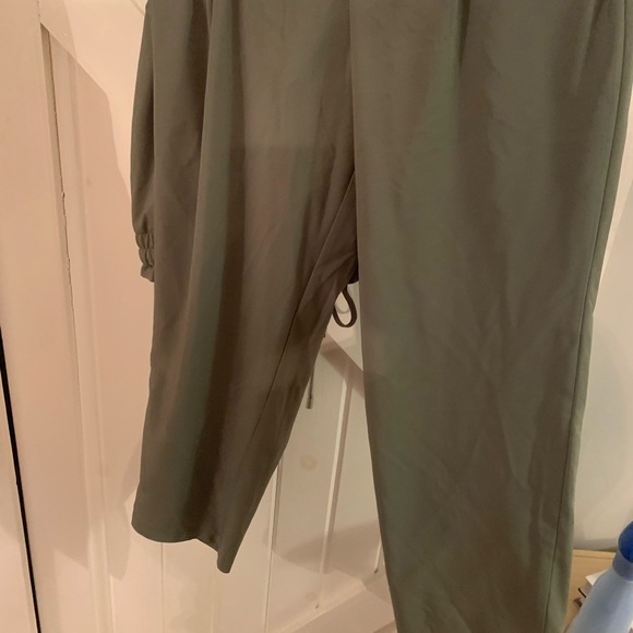 Torrid straight-leg pants - Picture 2 of 2